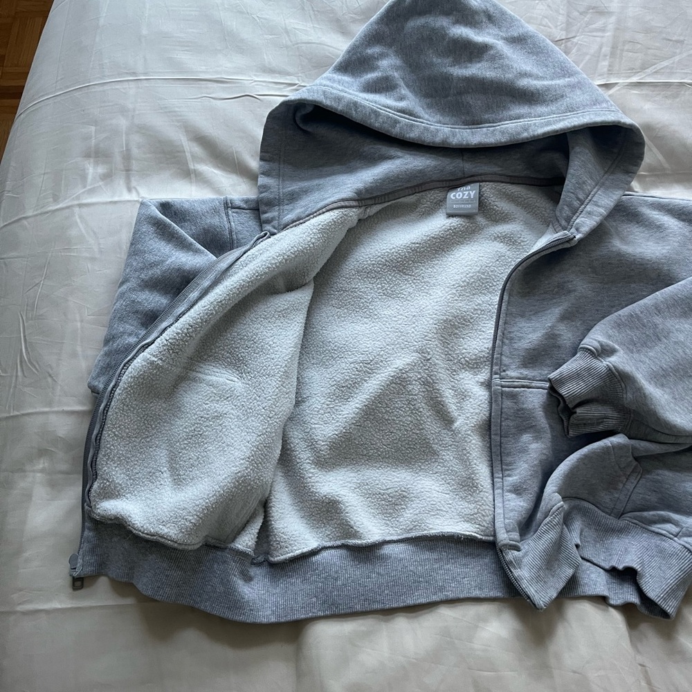 TNA Cozy boyfriend fleece cropped sweater - Picture 3 of 4